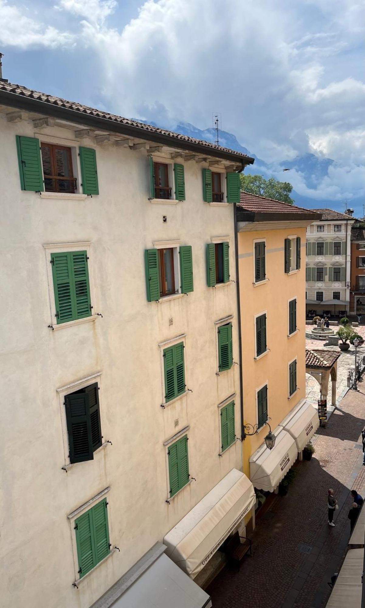 Апартаменты Palazzo Riccamboni Рива-дель-Гарда Экстерьер фото